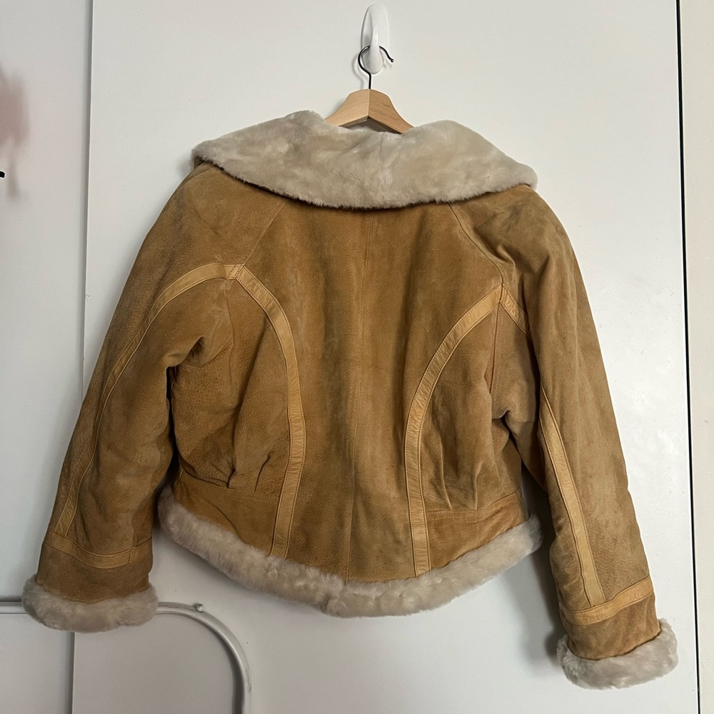 Wilson Adventure Bound Women's Shearling Jacket in Tan and Cream Large - Picture 2 of 3